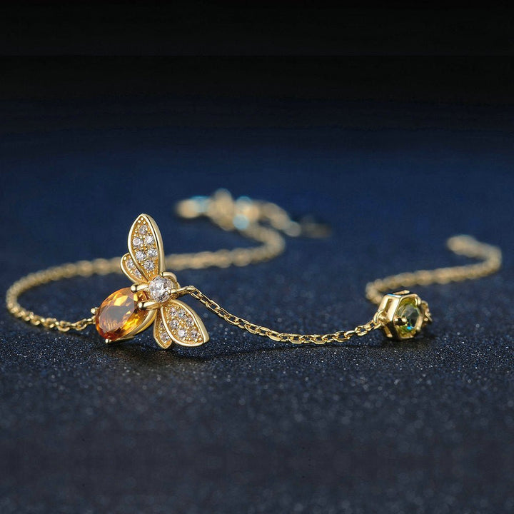 Dainty Bee Bracelet - Norah's Place