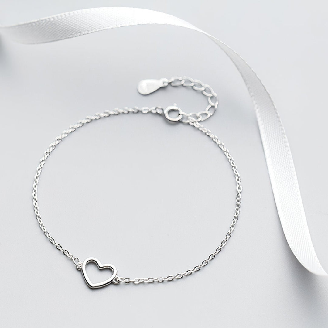 Hollow Heart Bracelet - Norah's Place