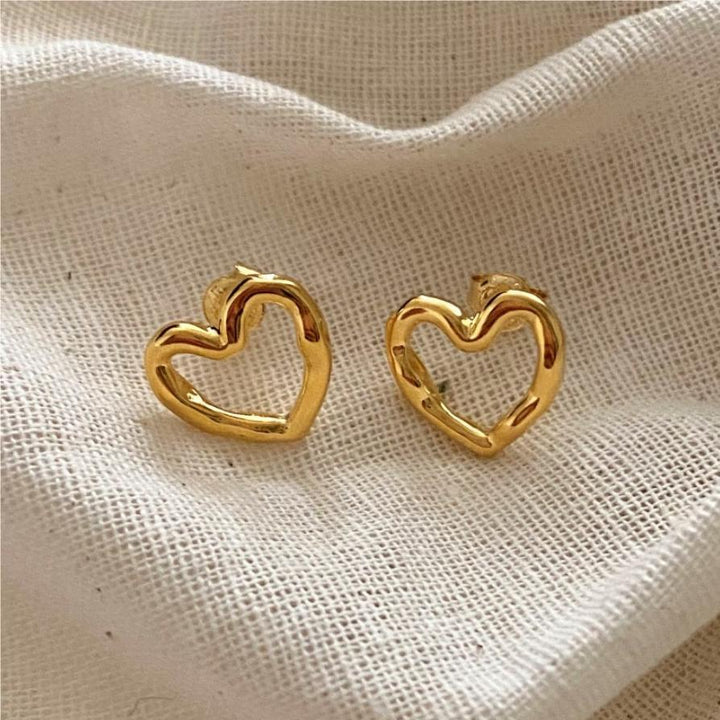 Simple Gold Heart Earrings - Norah's Place